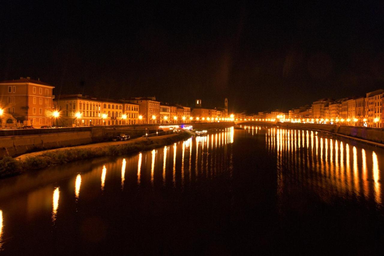 Nice Apartment On The Riverside Pisa Exterior foto
